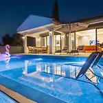 Villa Saklikent 2 Bedroom